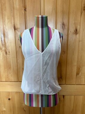 O’Neil Off White Gauze Top size Medium